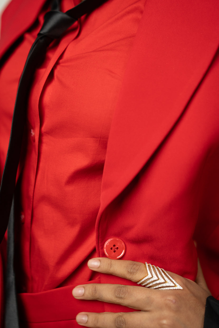 Statement Finger Cuff